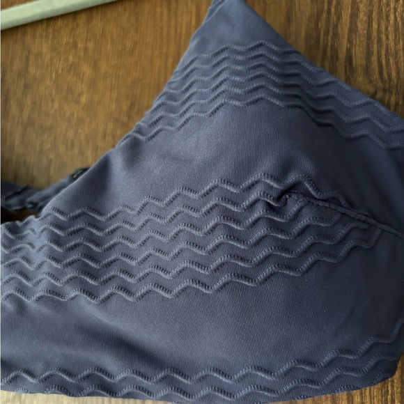 navy bikini top - Picture 3 of 4